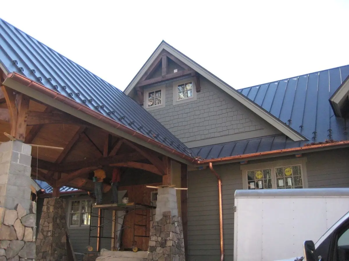 Craftsman Roofing team delivering quality roofing work in McCracken Heights